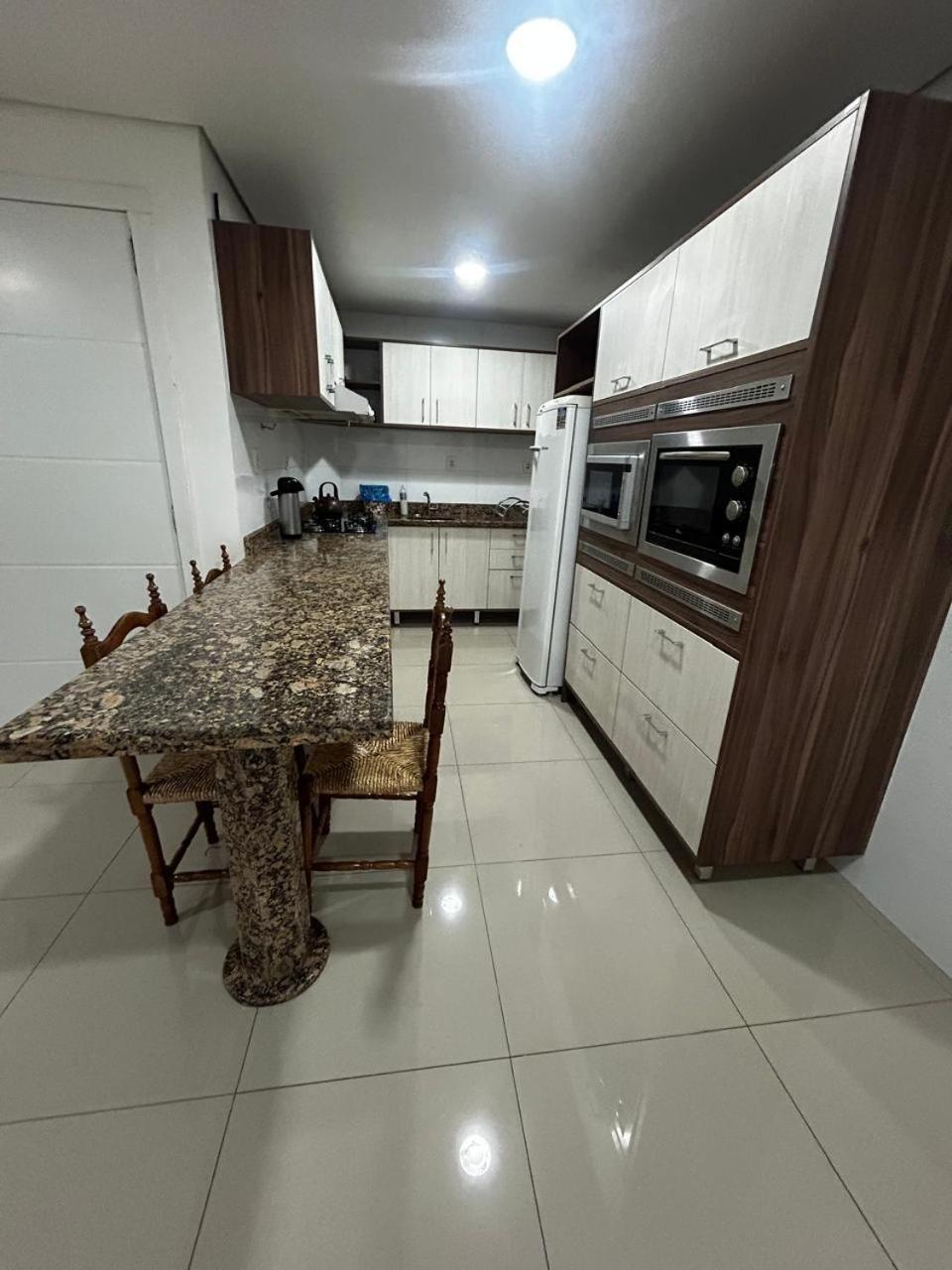 Apartamento 402, London Avenida 18 De Fevereiro Piratuba Zewnętrze zdjęcie